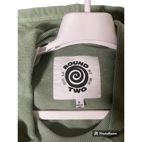 ROUND TWO - Earth Hoodie - Size L - Picture 3 of 3
